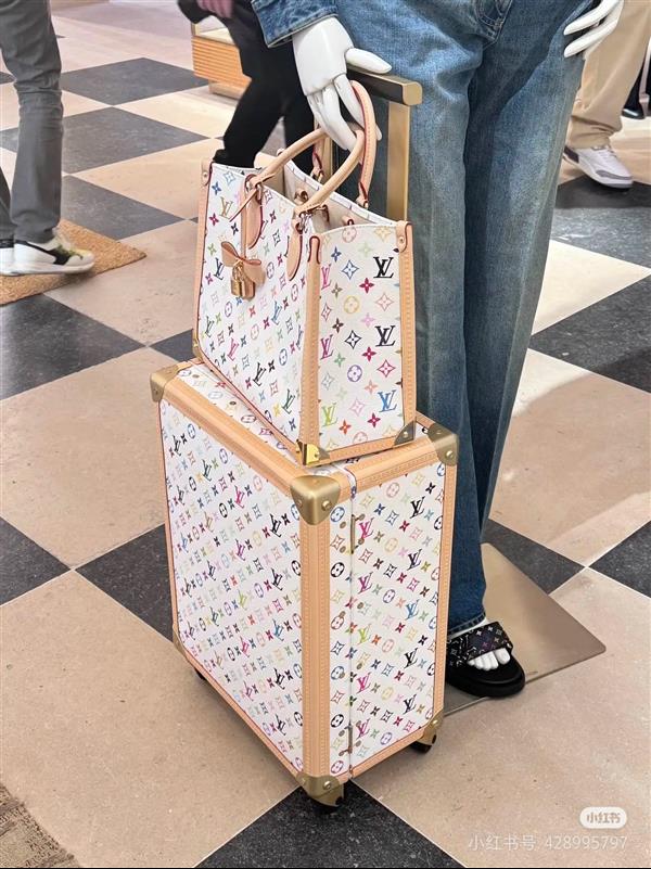 2026124175530805 130